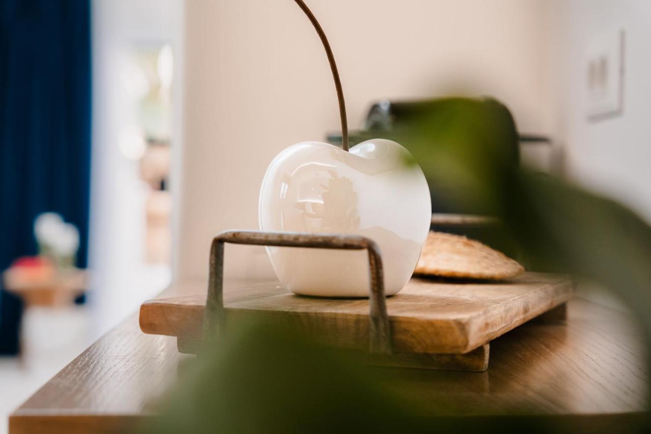 Margaret Luxury Suites Naxos City Экстерьер фото